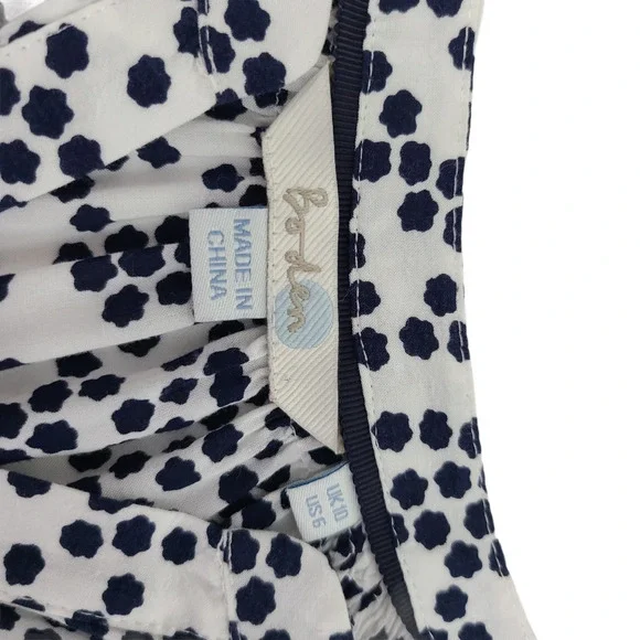 Boden Maya Top Contrast Print  VNeck White Navy - Picture 6 of 12